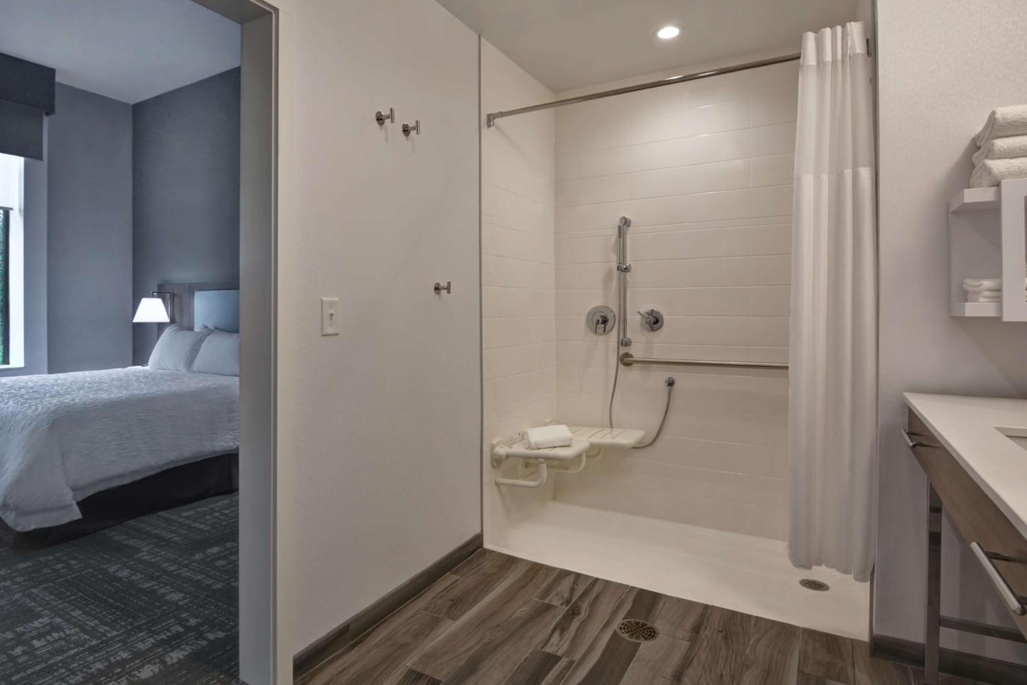 Hampton & Riverview Brandon Hotel 3*